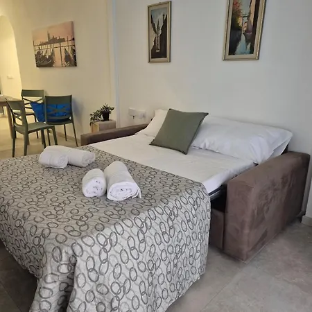 Dimora Canal View Modern Elegance Apartamento *